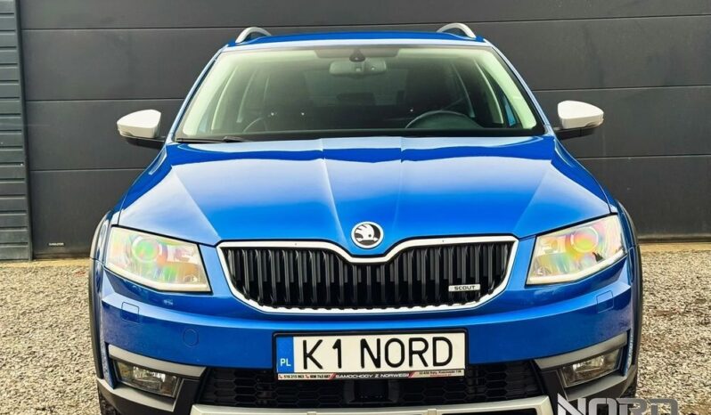 SKODA Octavia  | 4×4 (stały) | Automatyczna | 184 KM | Niebieski full