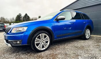 SKODA Octavia  | 4×4 (stały) | Automatyczna | 184 KM | Niebieski full