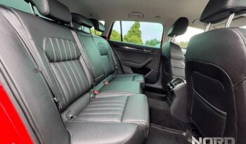 SKODA Superb  | 4×4 (stały) | Automatyczna | 190 KM | Czerwony full