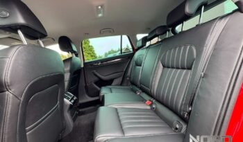 SKODA Superb  | 4×4 (stały) | Automatyczna | 190 KM | Czerwony full