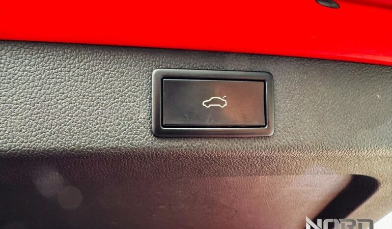 SKODA Superb  | 4×4 (stały) | Automatyczna | 190 KM | Czerwony full