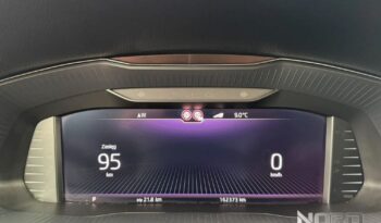 SKODA Superb  | 4×4 (stały) | Automatyczna | 190 KM | Czerwony full
