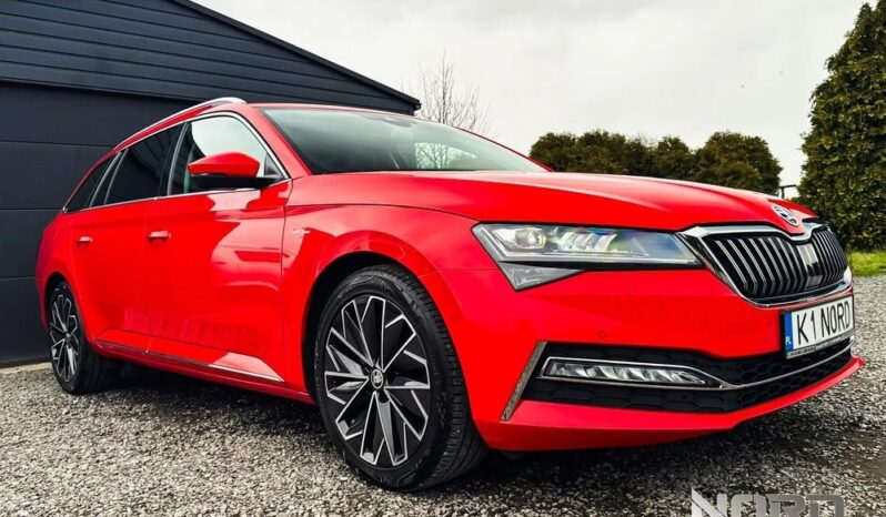 SKODA Superb  | 4×4 (stały) | Automatyczna | 190 KM | Czerwony full