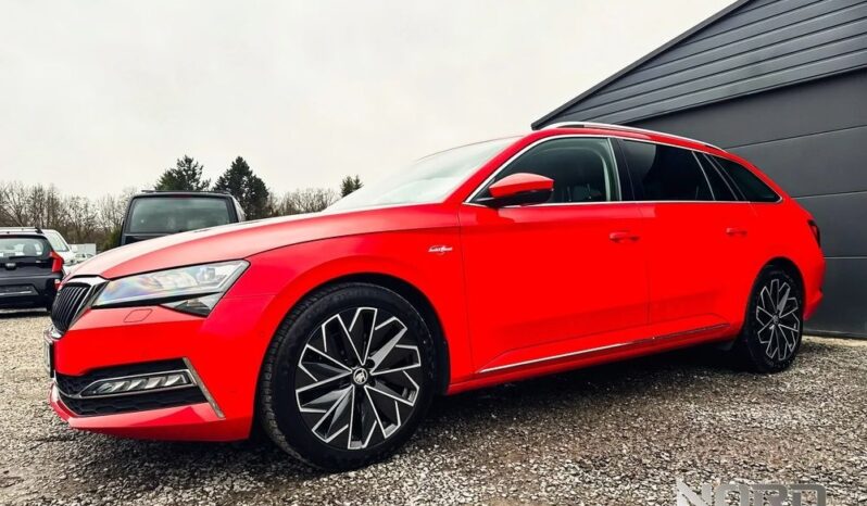 SKODA Superb  | 4×4 (stały) | Automatyczna | 190 KM | Czerwony full