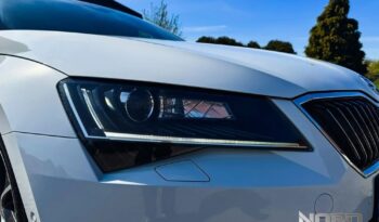 SKODA Superb  | 4×4 (stały) | Automatyczna | 190 KM | Biały full