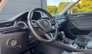 SKODA Superb  | 4×4 (stały) | Automatyczna | 190 KM | Biały full