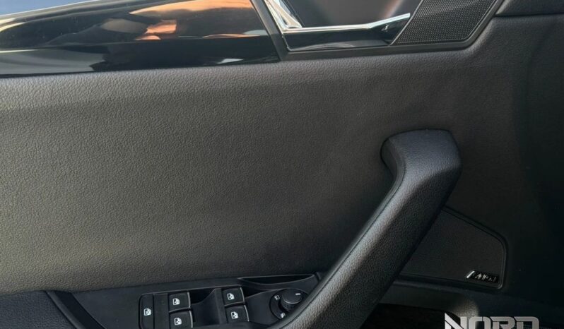 SKODA Superb  | 4×4 (stały) | Automatyczna | 190 KM | Biały full