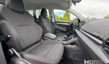 SKODA Karoq | FWD (przód) | Automatyczna | 150 KM | Niebieski full