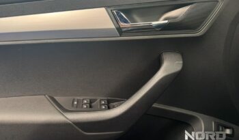 SKODA Karoq | FWD (przód) | Automatyczna | 150 KM | Niebieski full