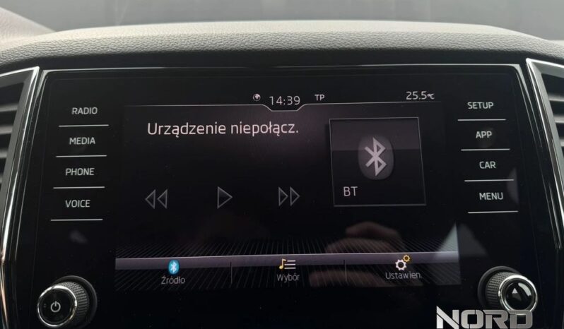 SKODA Karoq | FWD (przód) | Automatyczna | 150 KM | Niebieski full