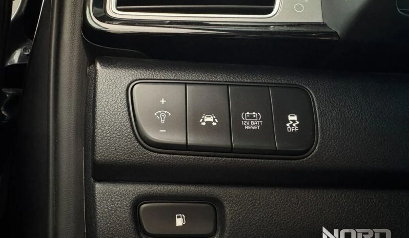 KIA Niro  | FWD (przód) | Automatyczna | 141 KM | Czarny full
