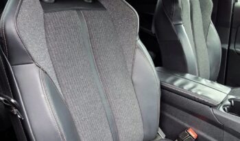 PEUGEOT 5008  | FWD (przód) | Automatyczna | 165 KM | Granatowy full
