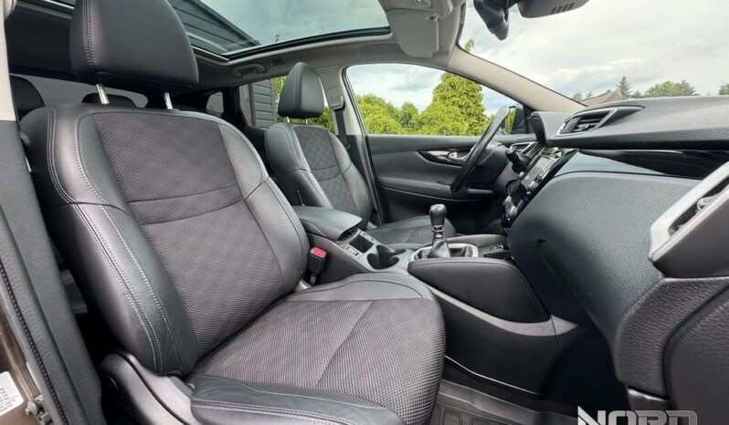NISSAN Qashqai  | FWD (przód) | Manualna | 115 KM | Brązowy full