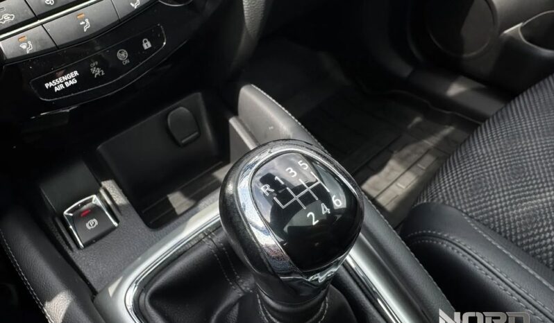 NISSAN Qashqai  | FWD (przód) | Manualna | 115 KM | Brązowy full