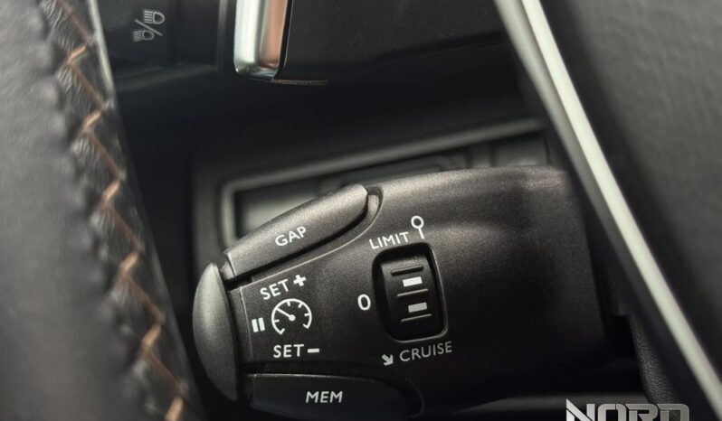PEUGEOT 5008  | FWD (przód) | Automatyczna | 180 KM | Granatowy full