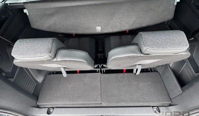 PEUGEOT 5008  | FWD (przód) | Automatyczna | 180 KM | Granatowy full