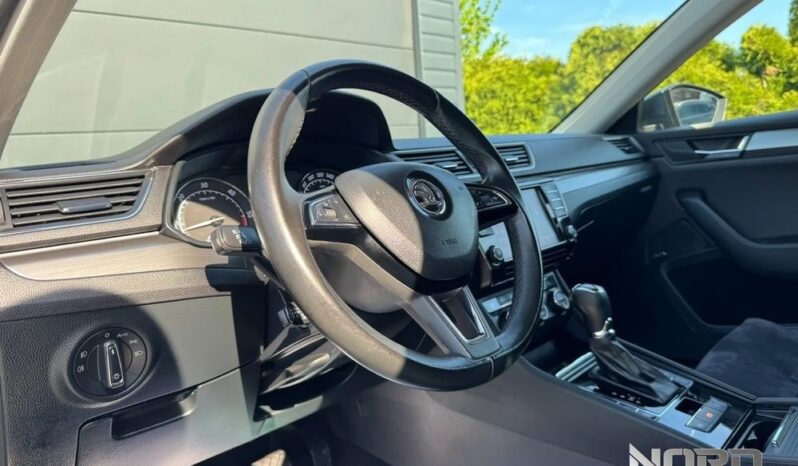 SKODA Superb  | FWD (przód) | Automatyczna | 150 KM | Szary full