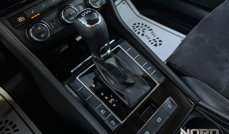 SKODA Superb  | FWD (przód) | Automatyczna | 150 KM | Szary full