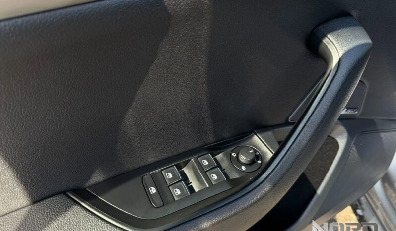 SKODA Superb  | FWD (przód) | Automatyczna | 150 KM | Szary full
