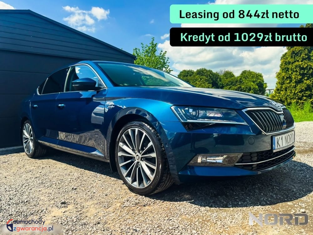 Skoda Superb  | Fwd (Przód) | Automatyczna | 180 Km | Granatowy