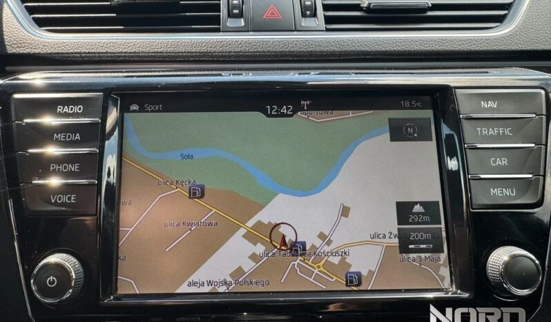 SKODA Superb  | FWD (przód) | Automatyczna | 180 KM | Granatowy full