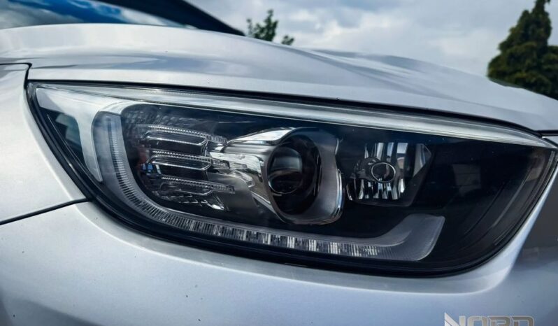 KIA Stonic  | FWD (przód) | Manualna | 120 KM | Srebrny full