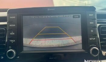 KIA Stonic  | FWD (przód) | Manualna | 120 KM | Srebrny full