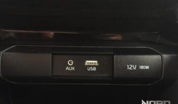 KIA Stonic  | FWD (przód) | Manualna | 120 KM | Srebrny full