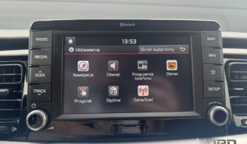 KIA Stonic  | FWD (przód) | Manualna | 120 KM | Srebrny full