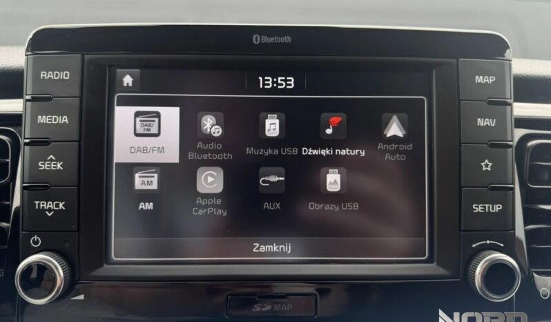 KIA Stonic  | FWD (przód) | Manualna | 120 KM | Srebrny full