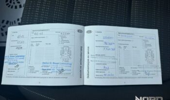 KIA Stonic  | FWD (przód) | Manualna | 120 KM | Srebrny full