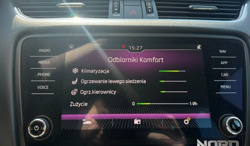 SKODA Octavia  | 4×4 (stały) | Automatyczna | 184 KM | Czarny full