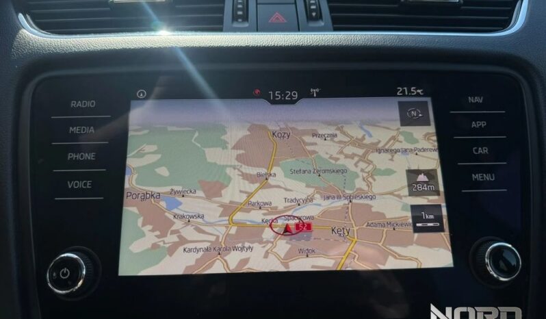 SKODA Octavia  | 4×4 (stały) | Automatyczna | 184 KM | Czarny full