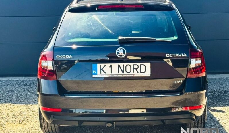 SKODA Octavia  | 4×4 (stały) | Automatyczna | 184 KM | Czarny full