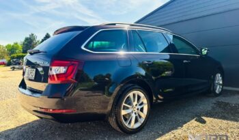 SKODA Octavia  | 4×4 (stały) | Automatyczna | 184 KM | Czarny full