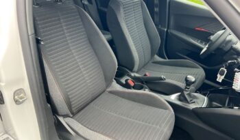 PEUGEOT 2008  | FWD (przód) | Manualna | 110 KM | Biały full