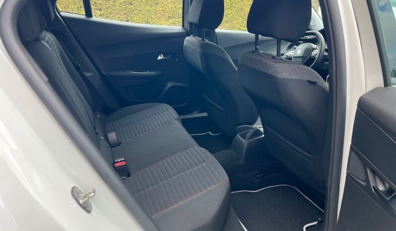 PEUGEOT 2008  | FWD (przód) | Manualna | 110 KM | Biały full