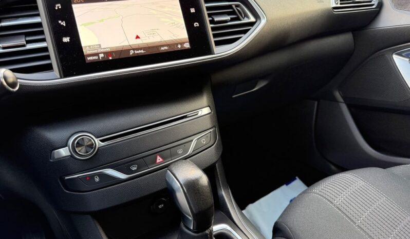 PEUGEOT 308  | FWD (przód) | Automatyczna | 130 KM | Granatowy full
