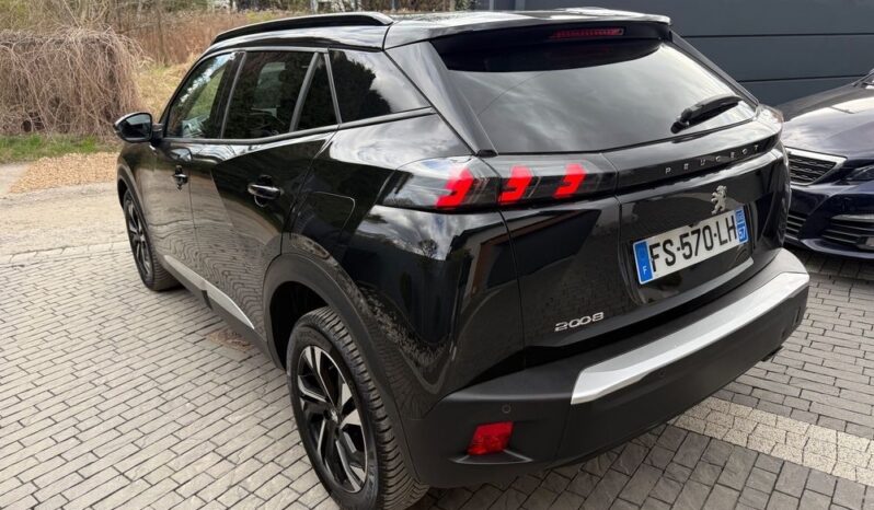 PEUGEOT 2008  | FWD (przód) | Automatyczna | 130 KM | Czarny full