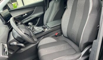 PEUGEOT 3008  | FWD (przód) | Manualna | 130 KM | Czarny full