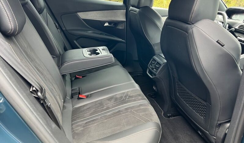 PEUGEOT 3008  | FWD (przód) | Automatyczna | 130 KM | Niebieski full