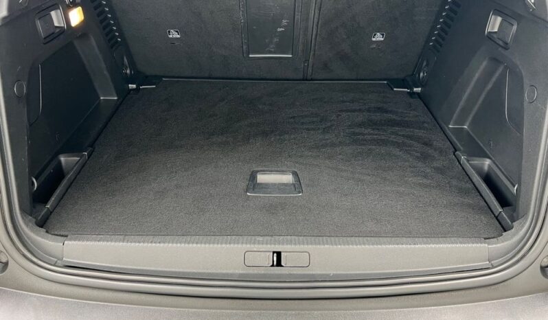 PEUGEOT 3008  | FWD (przód) | Automatyczna | 130 KM | Niebieski full