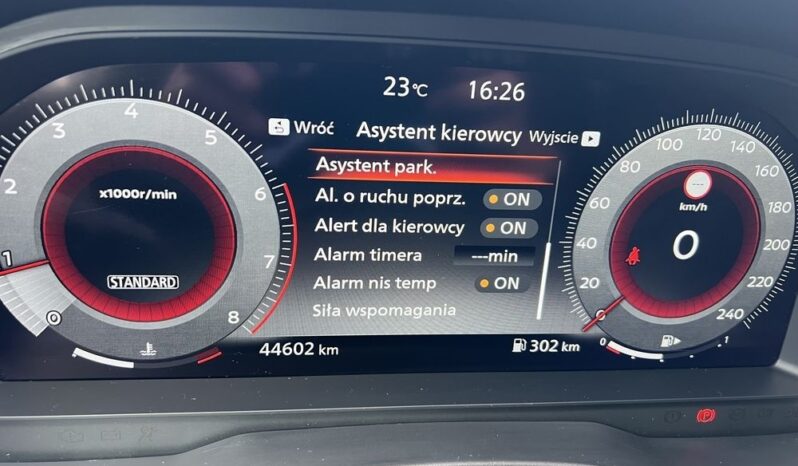 NISSAN Qashqai  | FWD (przód) | Manualna | 140 KM | Biały full