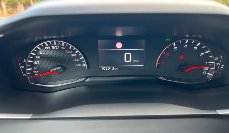 PEUGEOT 2008  | FWD (przód) | Manualna | 110 KM | Srebrny full