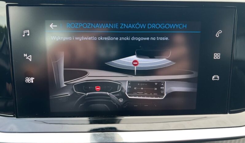 PEUGEOT 2008  | FWD (przód) | Manualna | 110 KM | Srebrny full