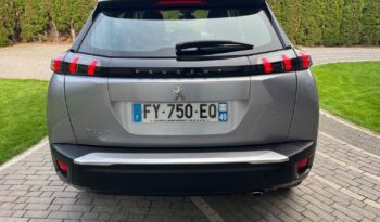PEUGEOT 2008  | FWD (przód) | Manualna | 110 KM | Srebrny full