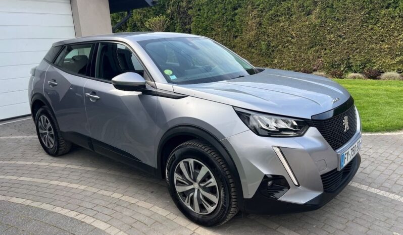 PEUGEOT 2008  | FWD (przód) | Manualna | 110 KM | Srebrny full