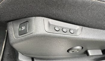 PEUGEOT 3008  | FWD (przód) | Automatyczna | 181 KM | Bordowy full