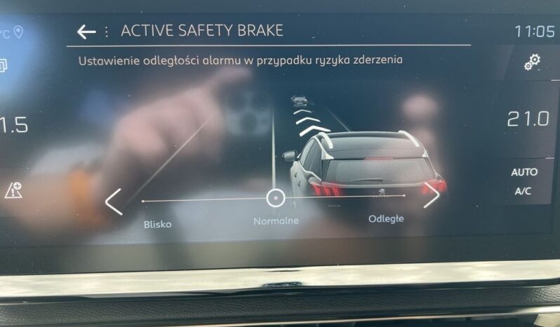 PEUGEOT 3008  | FWD (przód) | Automatyczna | 181 KM | Bordowy full