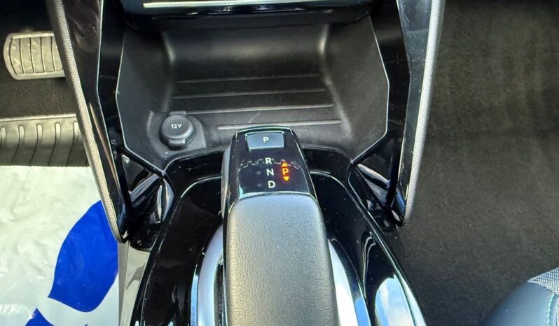 PEUGEOT 2008  | FWD (przód) | Automatyczna | 130 KM | Szary full